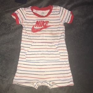 Nike infant 18 month old short suit